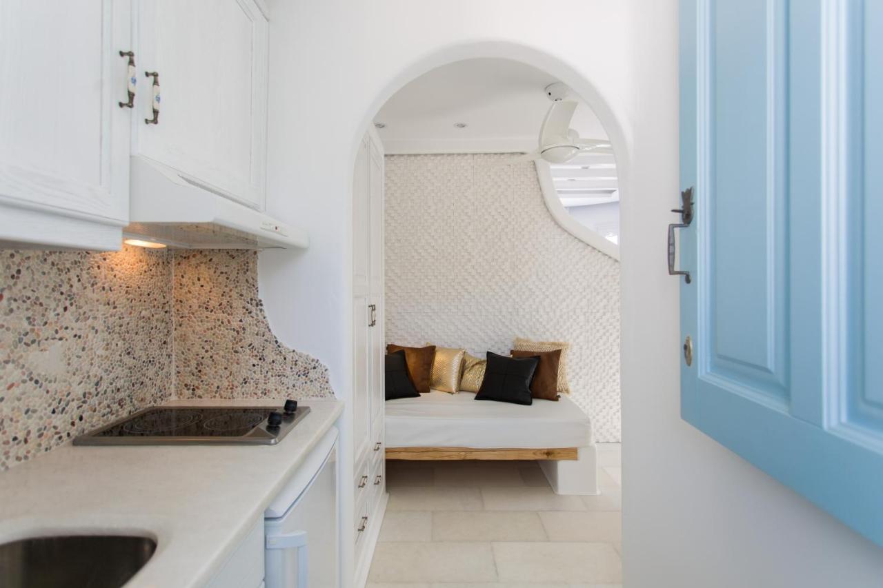 Naxian Riviera Exclusive Seafront Suites, Junior Suite Agios Prokopios  Esterno foto